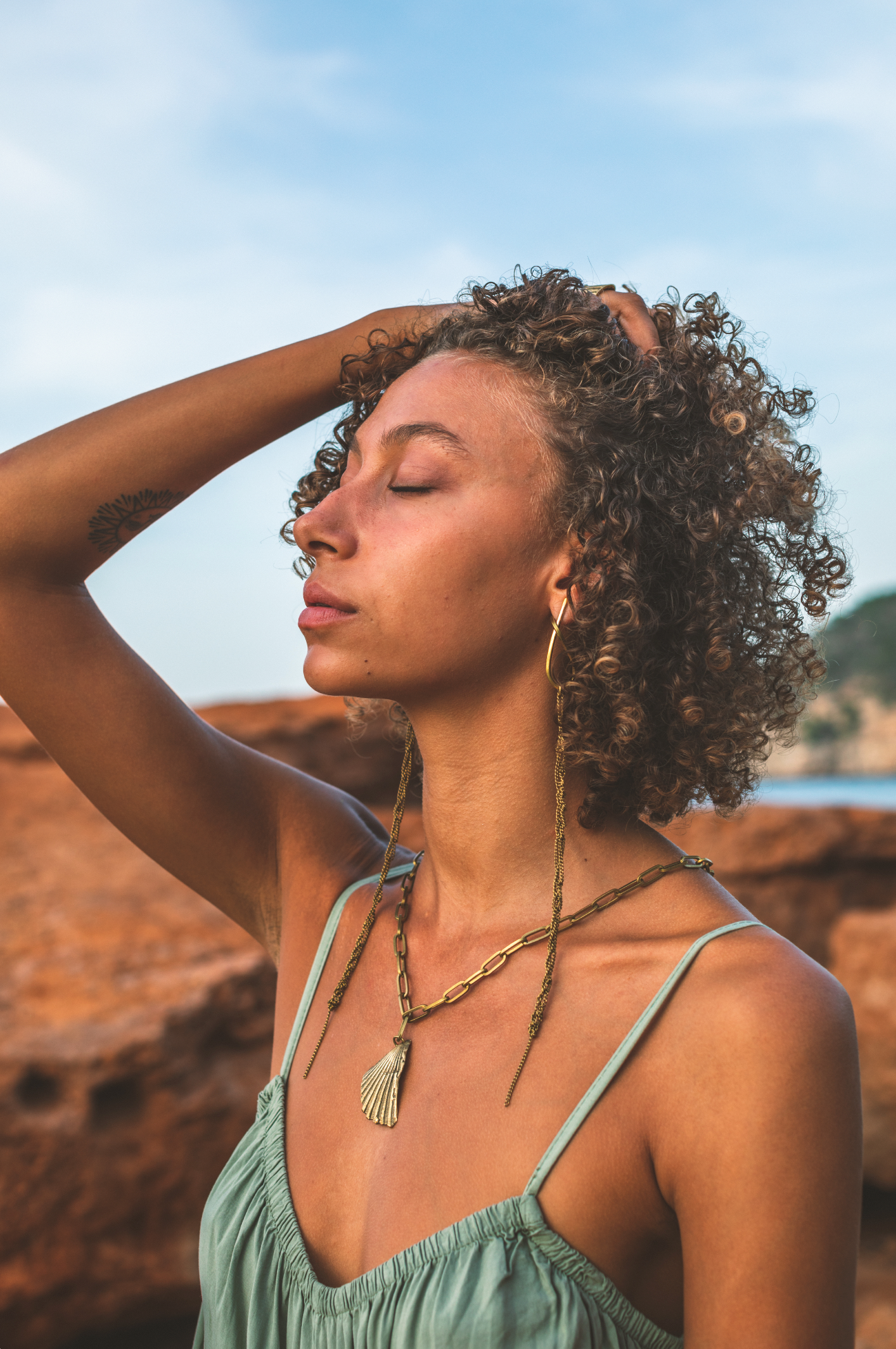 Earings Encadenados Bronce